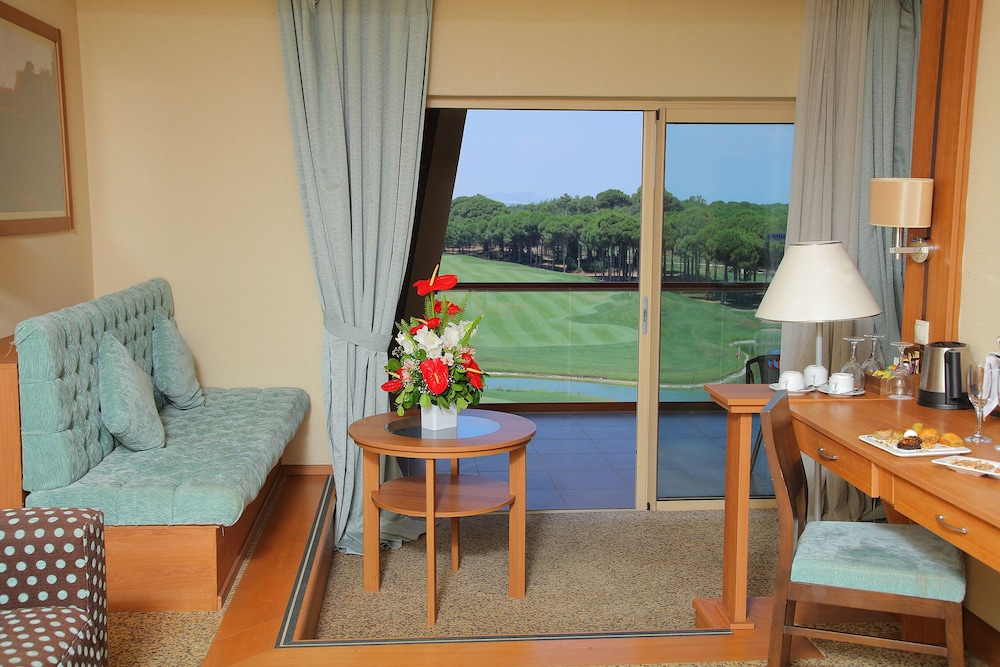 Sueno Hotels Golf Belek - Free Access to Sueno Hotels Deluxe Belek Facilities - All inclusive — Hotel rooms in Belek