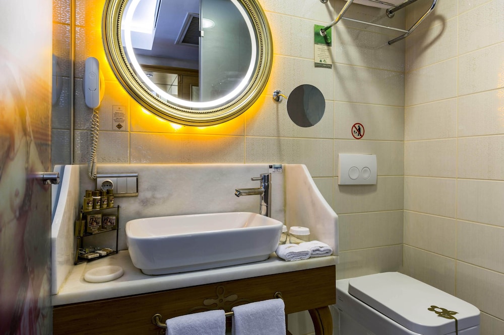 Hotel Sultania - Boutique Class — Hotel rooms in Istanbul, Istanbul