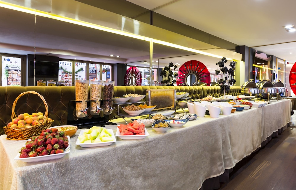 Hotel Sultania - Boutique Class — Restaurant & bars in Istanbul, Istanbul