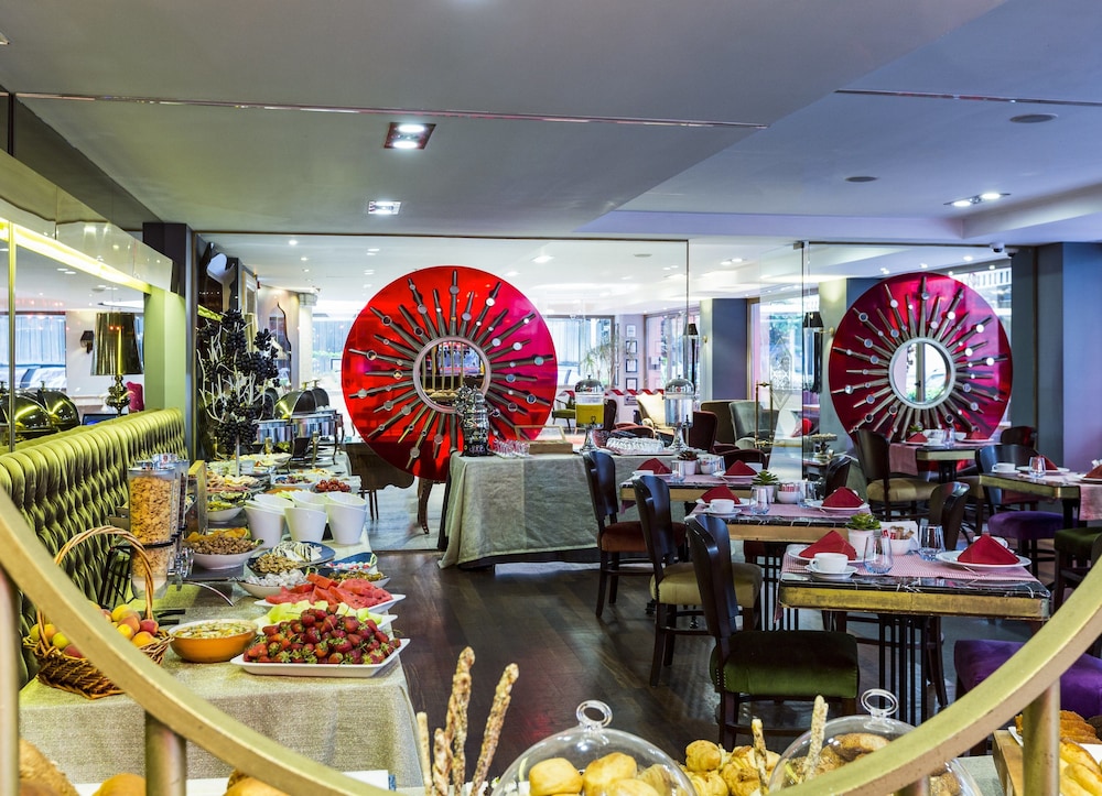 Hotel Sultania - Boutique Class — Restaurant & bars in Istanbul, Istanbul