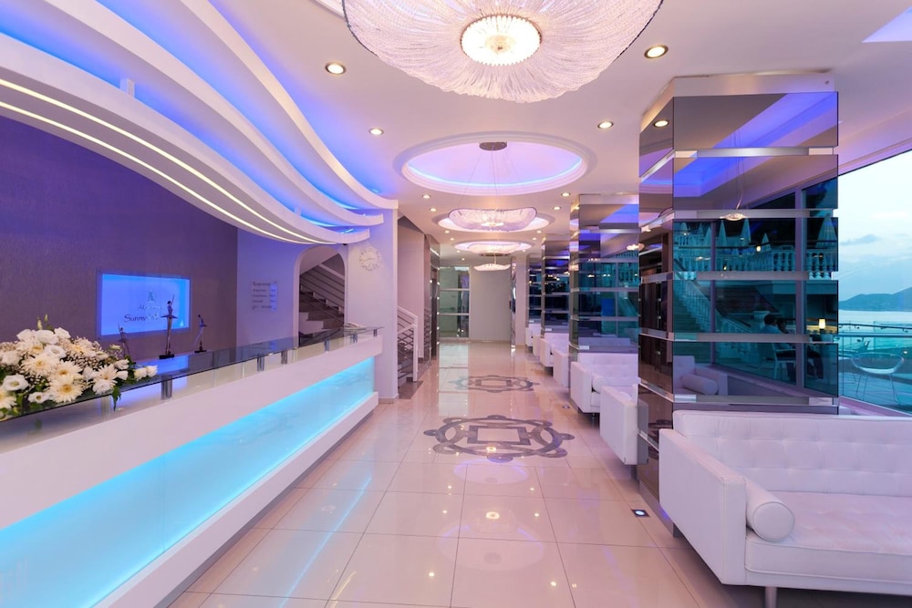 Sunny Hill Alya Hotel — Hotel building in Alanya