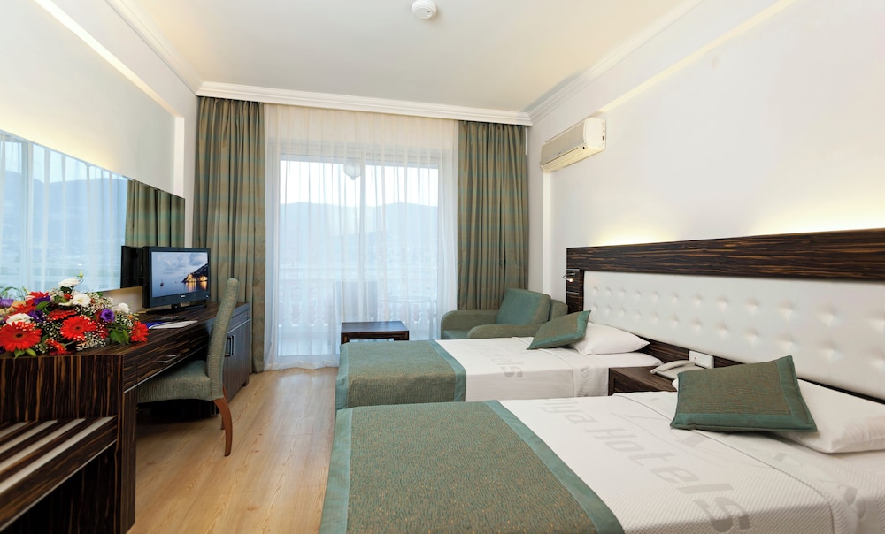 Sunny Hill Alya Hotel — Hotel rooms in Alanya