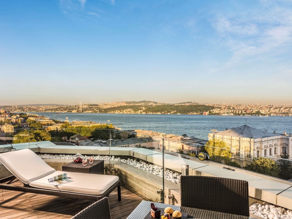 Swissotel The Bosphorus Istanbul — Attractions in the area in Istanbul, Istanbul