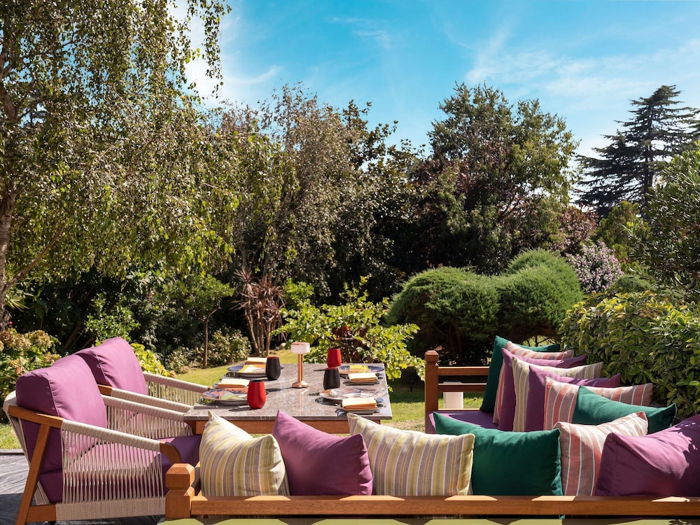 Swissotel The Bosphorus Istanbul — Restaurant & bars in Istanbul, Istanbul