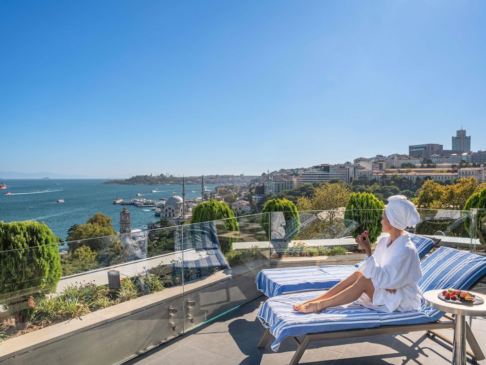 Swissotel The Bosphorus Istanbul — Attractions in the area in Istanbul, Istanbul