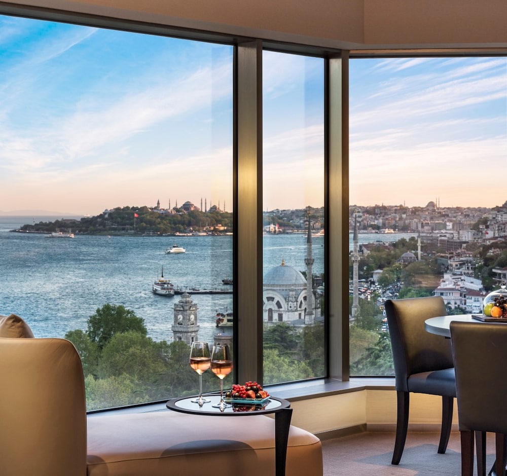 Swissotel The Bosphorus Istanbul — Hotel rooms in Istanbul, Istanbul