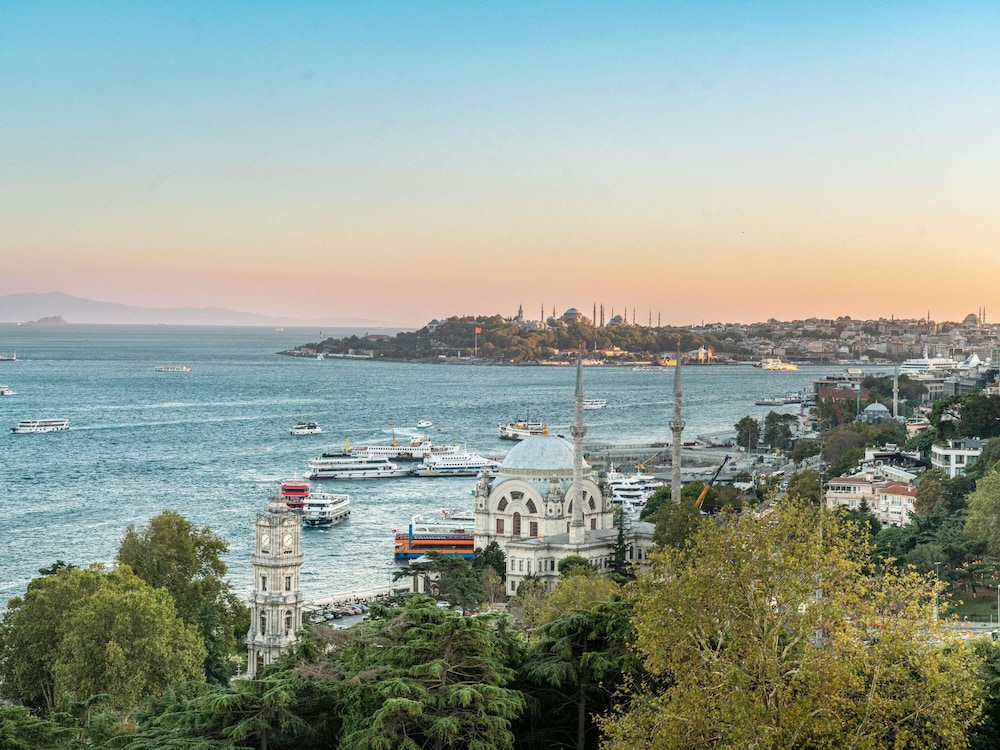 Swissotel The Bosphorus Istanbul — Attractions in the area in Istanbul, Istanbul