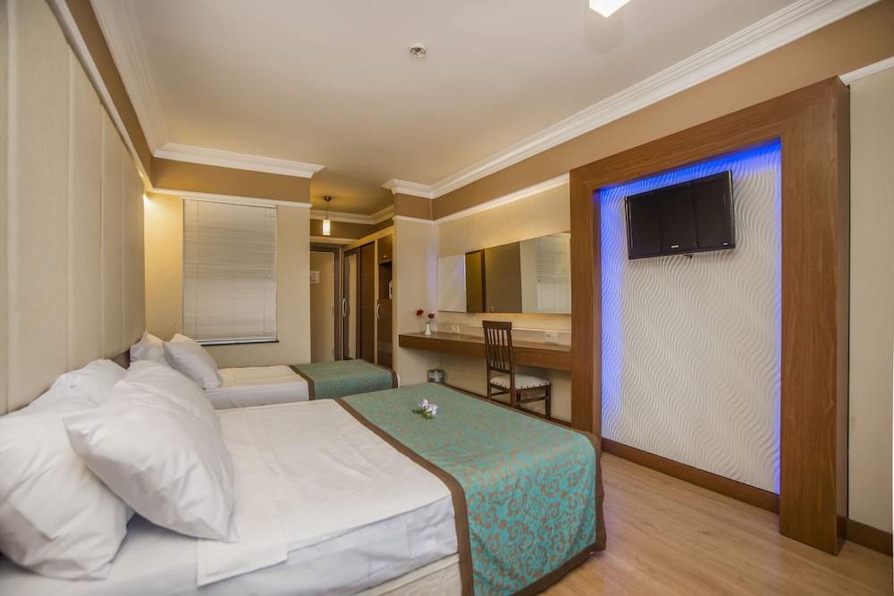 Taç Premier Hotel & Spa — Hotel rooms in Alanya