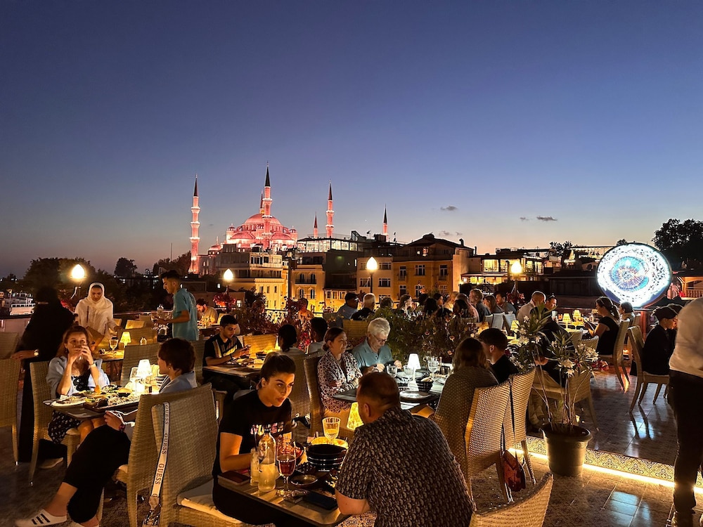 The Byzantium Hotel & Suites - Special Class — Restaurant & bars in Istanbul, Istanbul