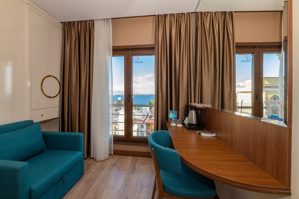 The Byzantium Hotel & Suites - Special Class — Hotel rooms in Istanbul, Istanbul