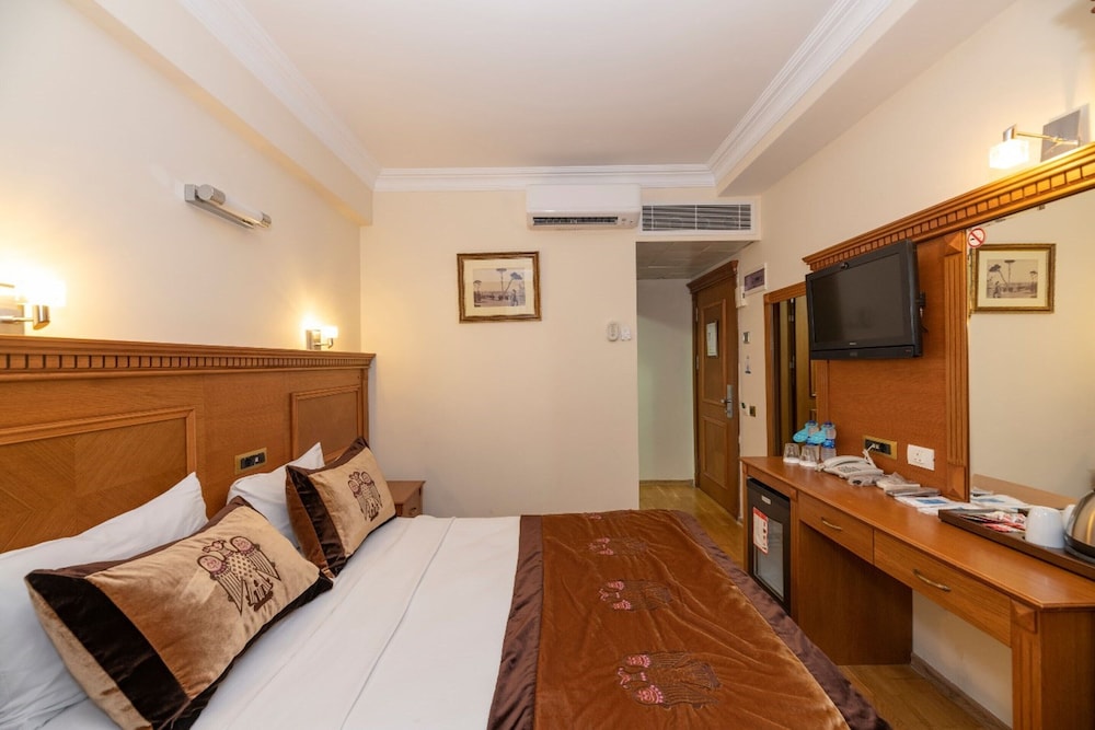 The Byzantium Hotel & Suites - Special Class — Hotel rooms in Istanbul, Istanbul