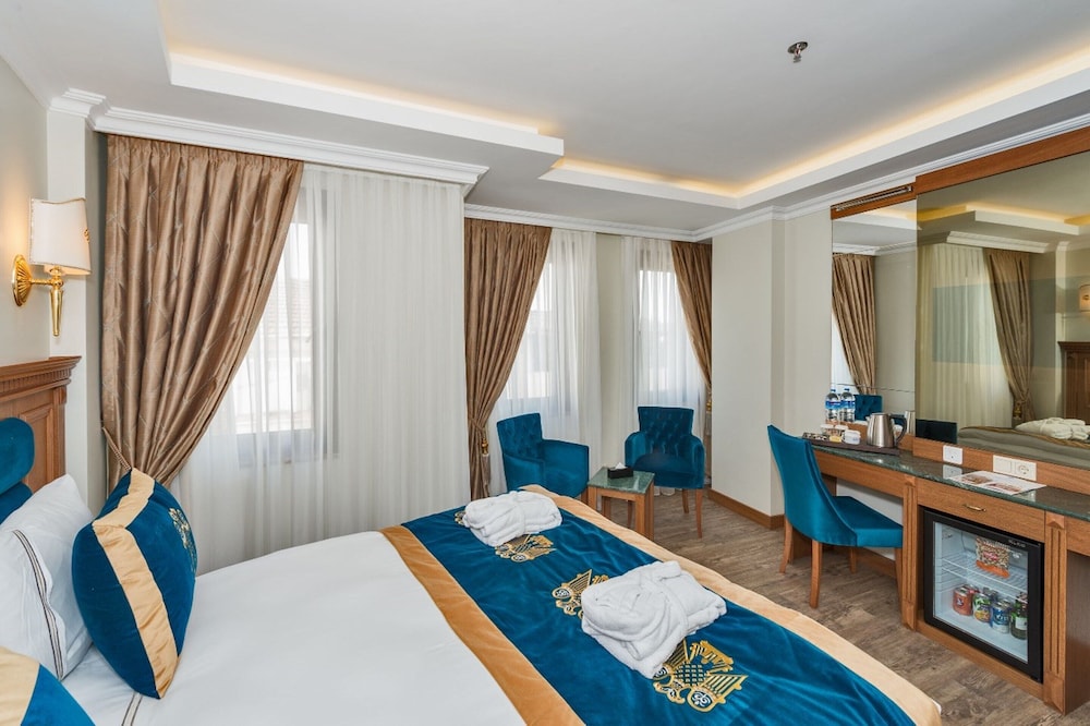 The Byzantium Hotel & Suites - Special Class — Hotel rooms in Istanbul, Istanbul