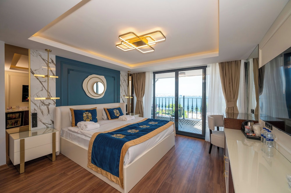The Byzantium Hotel & Suites - Special Class — Hotel rooms in Istanbul, Istanbul