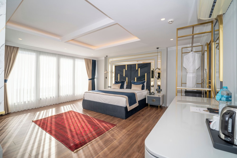 The Byzantium Hotel & Suites - Special Class — Hotel rooms in Istanbul, Istanbul