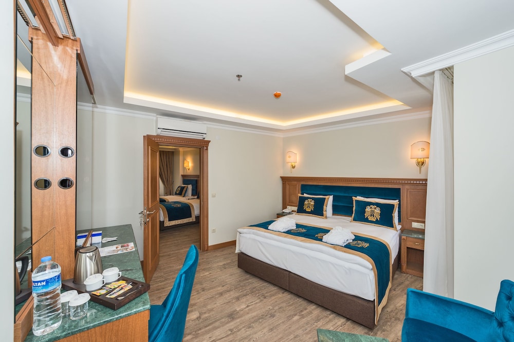 The Byzantium Hotel & Suites - Special Class — Hotel rooms in Istanbul, Istanbul