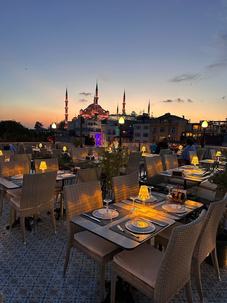 The Byzantium Hotel & Suites - Special Class — Restaurant & bars in Istanbul, Istanbul