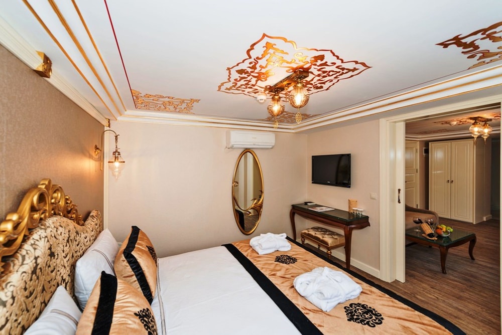 The Byzantium Hotel & Suites - Special Class — Hotel rooms in Istanbul, Istanbul