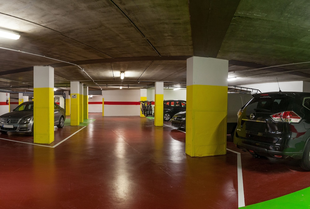 Hotel Continental - Tonelli Hotels — Hotel building in Torbole, Trentino-Alto Adige