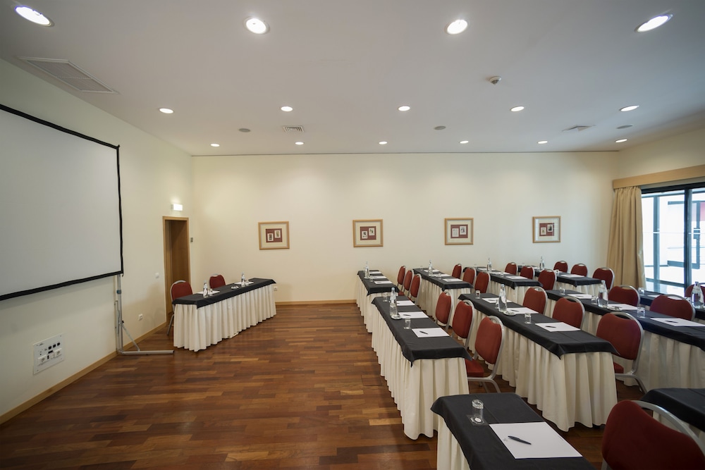 Vila Gale Opera Hotel — Hotel building in Lisbon, Lisboa