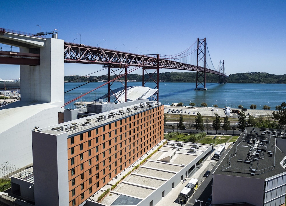Vila Gale Opera Hotel