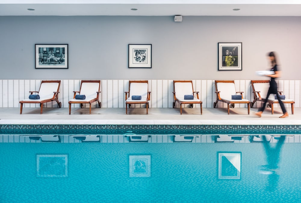 Vila Gale Opera Hotel — Swimming pool in Lisbon, Lisboa
