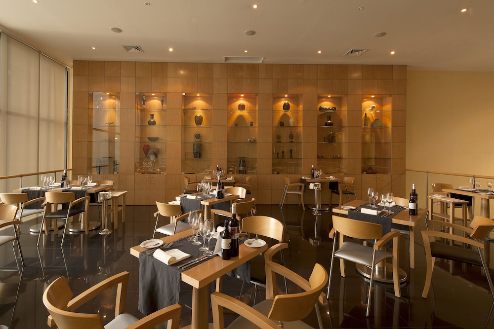 Vila Gale Opera Hotel — Restaurant & bars in Lisbon, Lisboa