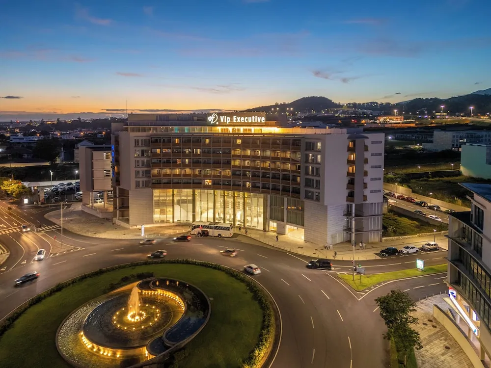 VIP Executive Azores Hotel
