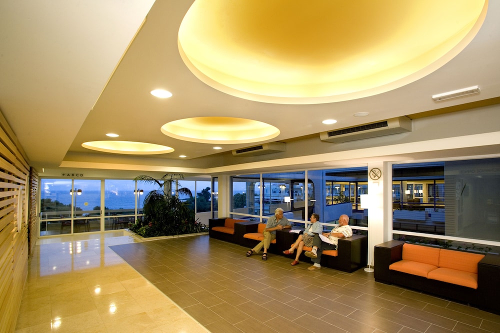 Hotel Delfin Plava Laguna — Hotel building in Poreč, Istria