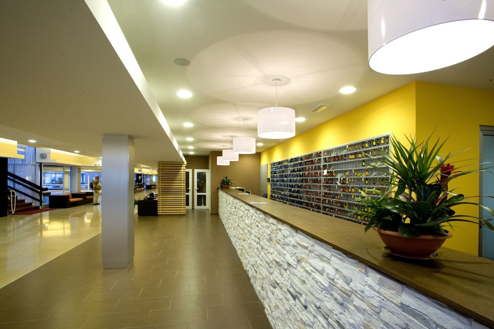 Hotel Delfin Plava Laguna — Hotel building in Poreč, Istria