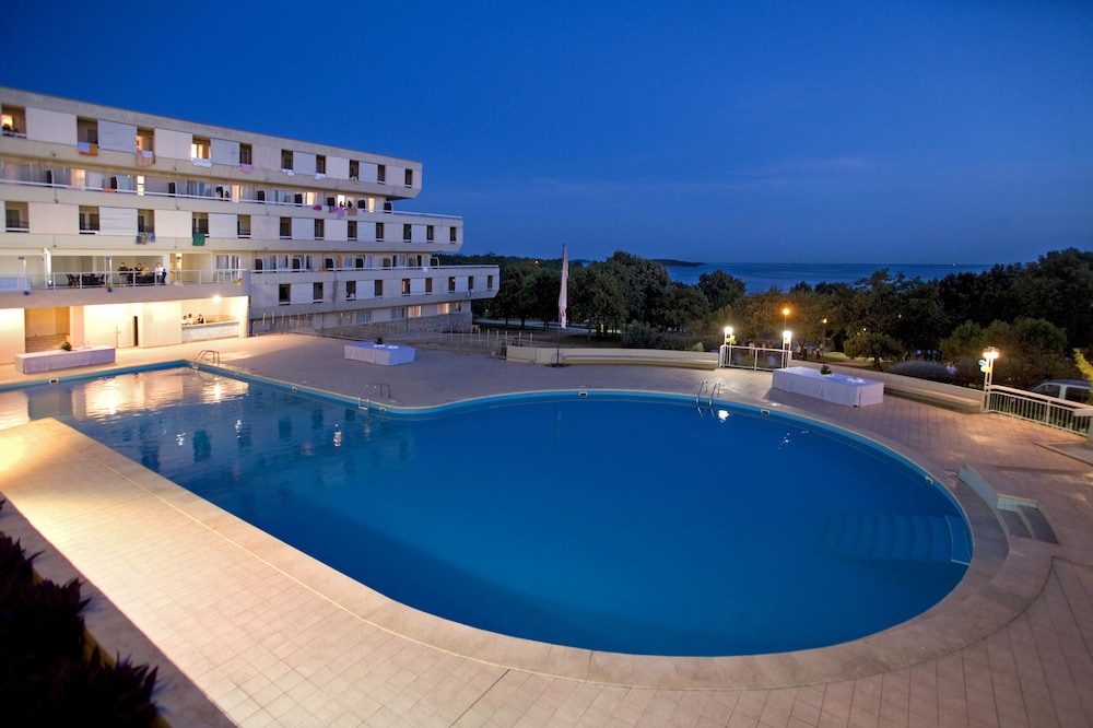 Hotel Delfin Plava Laguna — Swimming pool in Poreč, Istria
