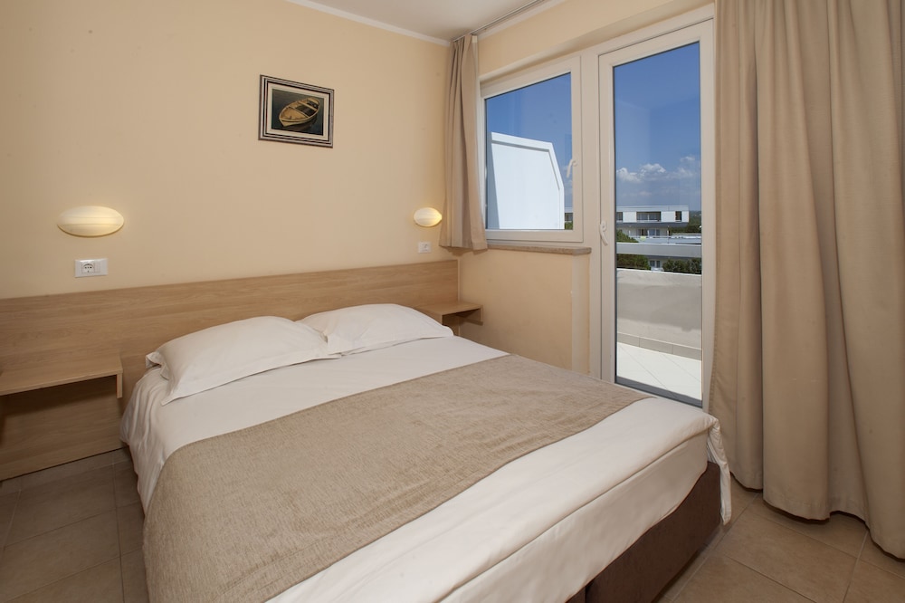 Hotel Delfin Plava Laguna — Hotel rooms in Poreč, Istria