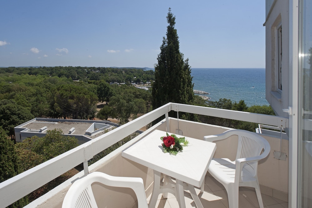 Hotel Delfin Plava Laguna — Hotel rooms in Poreč, Istria