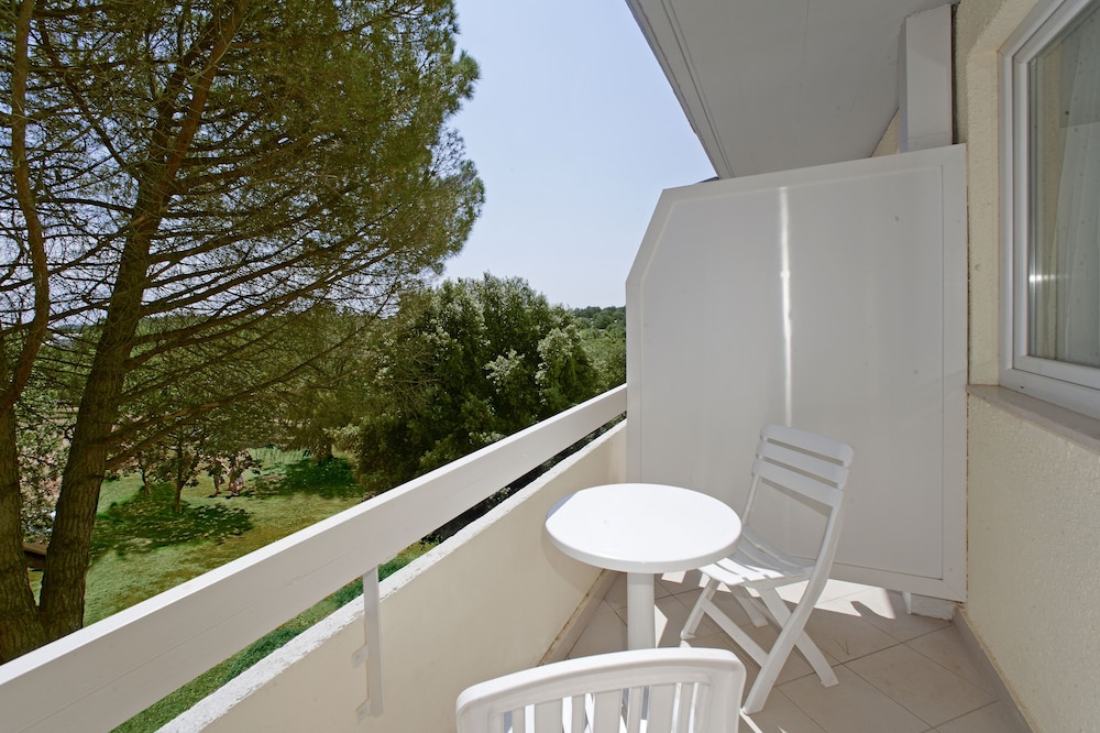 Hotel Delfin Plava Laguna — Hotel building in Poreč, Istria
