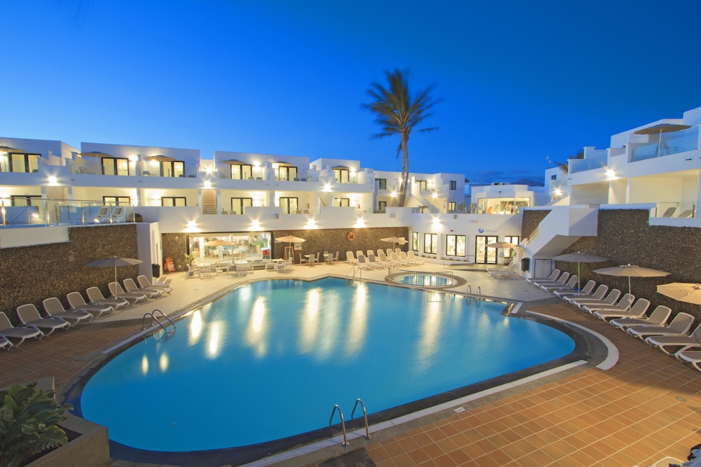 Aqua Suites — Main photo in Puerto del Carmen, Canary Islands