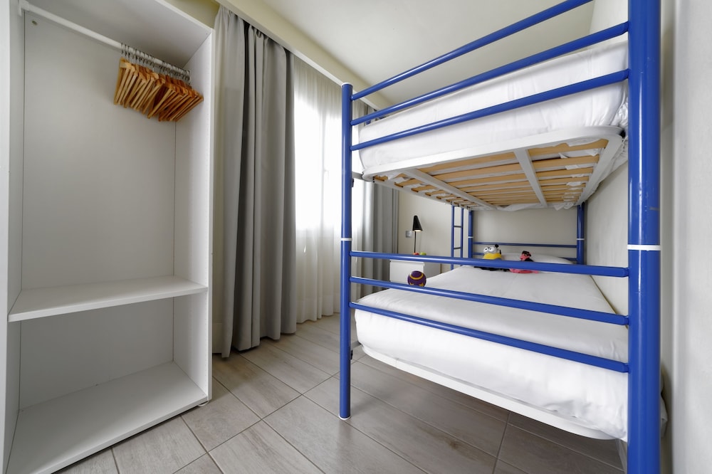 Aqua Suites — Hotel rooms in Puerto del Carmen, Canary Islands