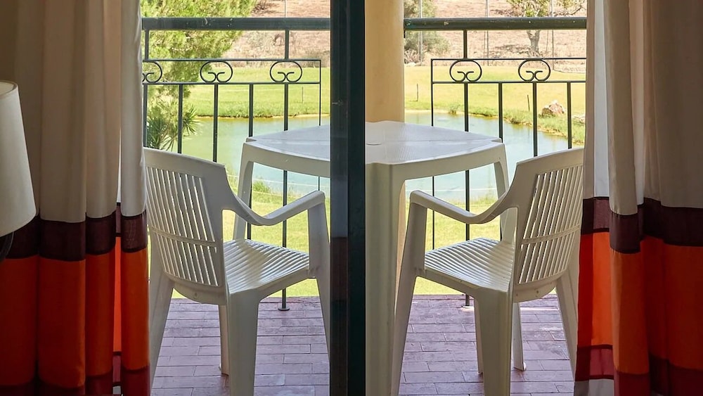 The Navigator - Palm Oasis Alvor — Hotel rooms in Alvor, Faro