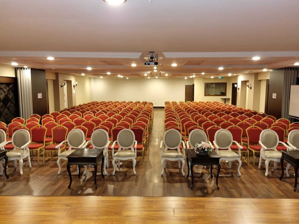 Hotel Viking Star — Hotel building in Kemer