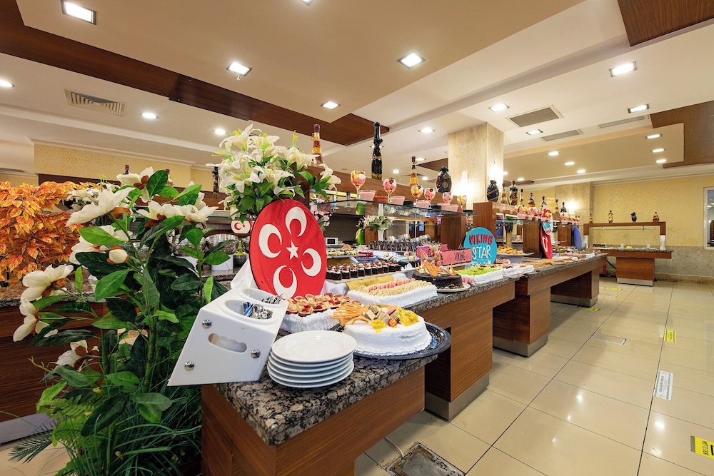 Hotel Viking Star — Restaurant & bars in Kemer