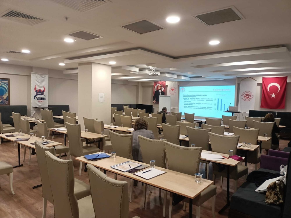 Hotel Viking Star — Hotel building in Kemer