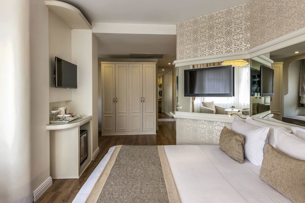 Hotel Yasmak Sultan — Hotel rooms in Istanbul, Istanbul