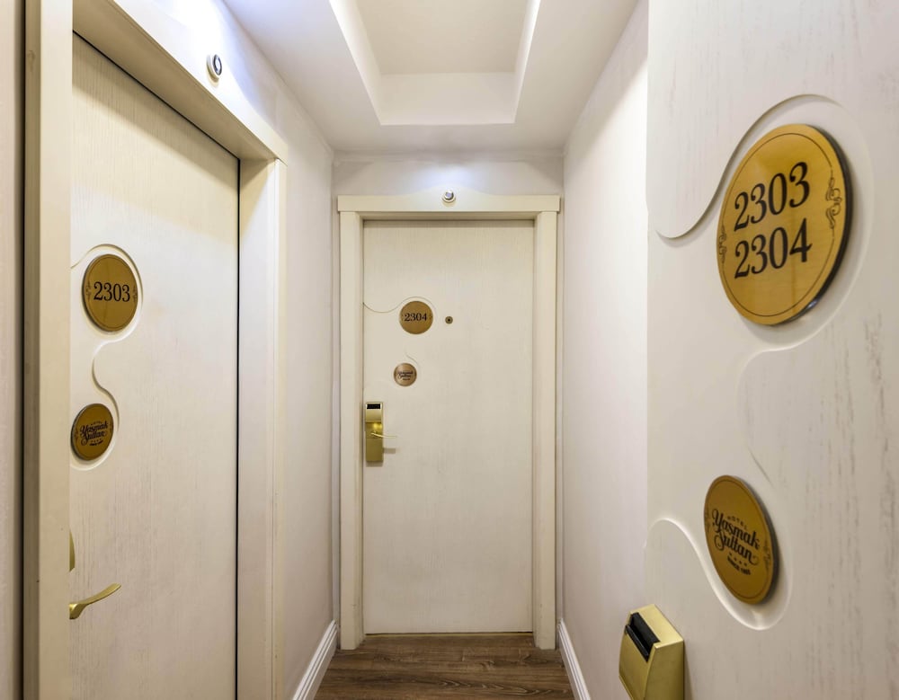Hotel Yasmak Sultan — Hotel building in Istanbul, Istanbul