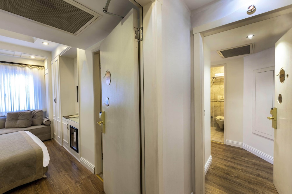 Hotel Yasmak Sultan — Hotel rooms in Istanbul, Istanbul