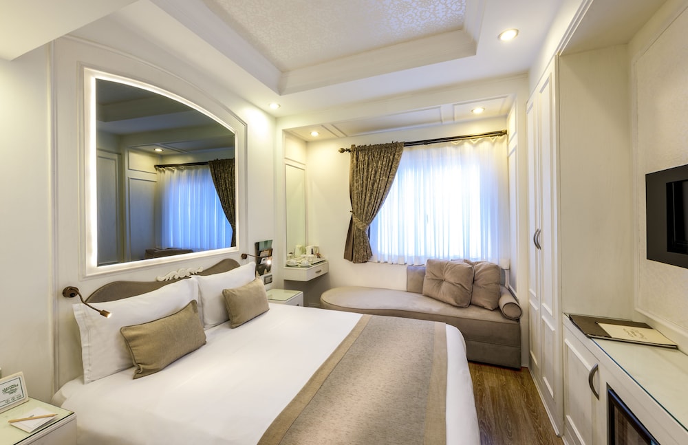 Hotel Yasmak Sultan — Hotel rooms in Istanbul, Istanbul