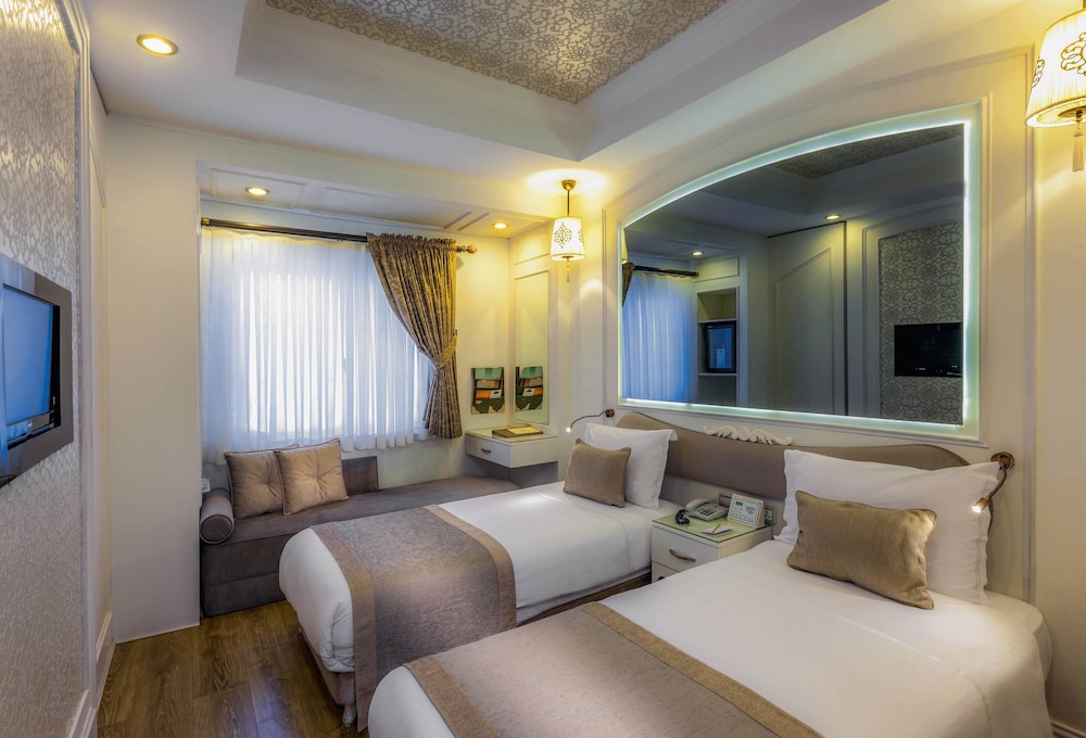 Hotel Yasmak Sultan — Hotel rooms in Istanbul, Istanbul