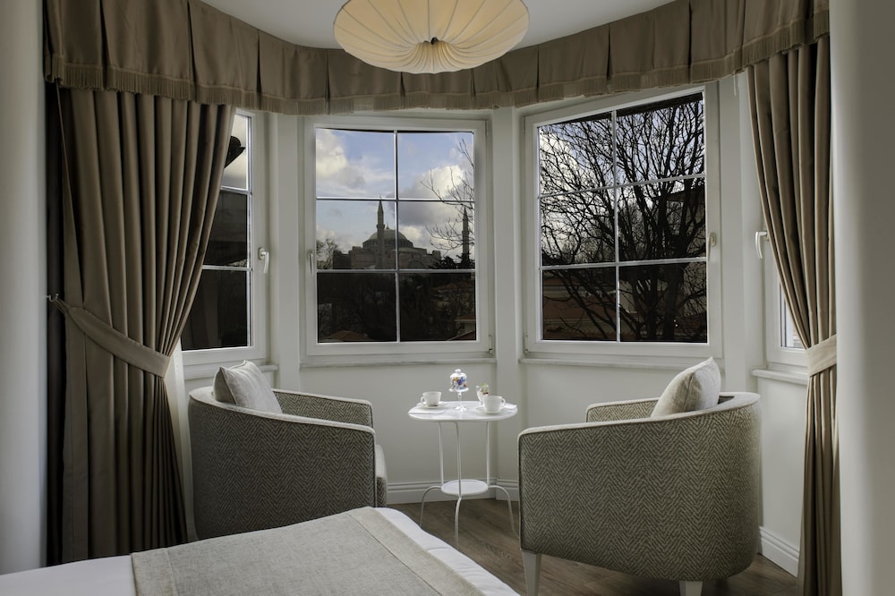 Hotel Yasmak Sultan — Hotel rooms in Istanbul, Istanbul