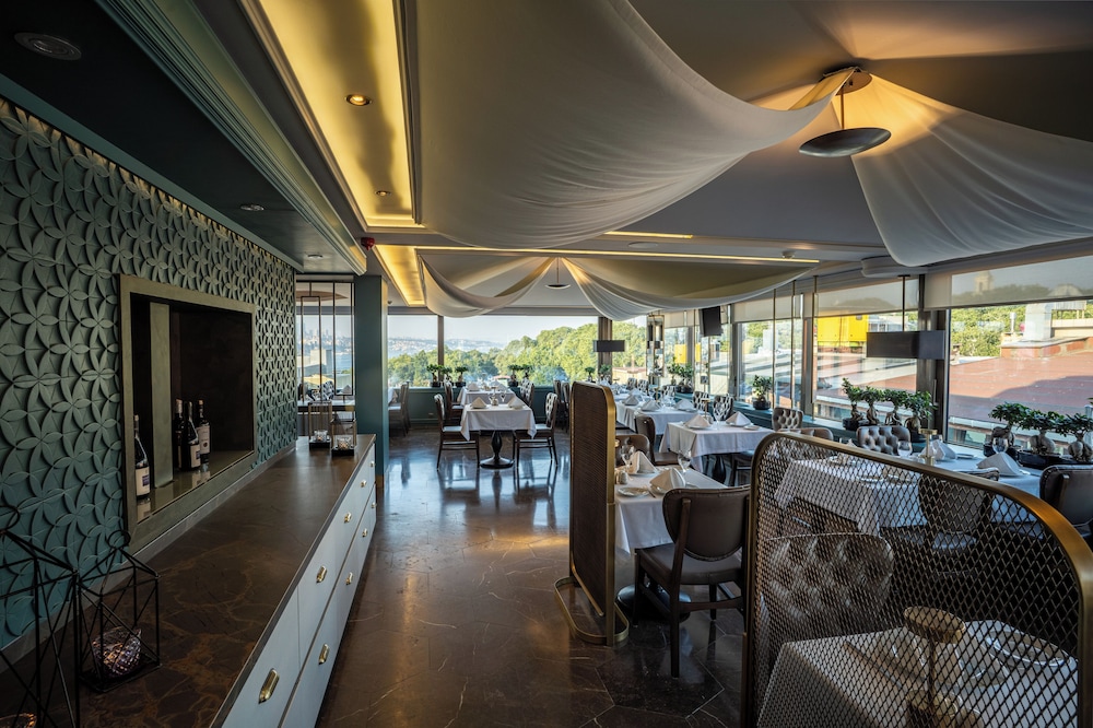 Hotel Yasmak Sultan — Restaurant & bars in Istanbul, Istanbul