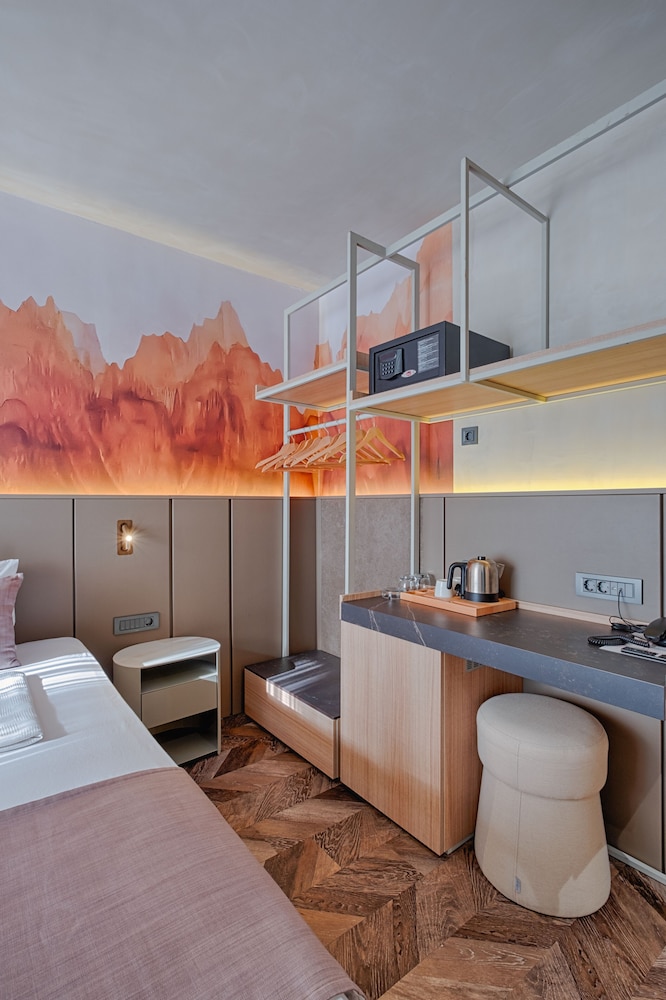 Kleopatra Dreams Beach Hotel — Hotel rooms in Alanya