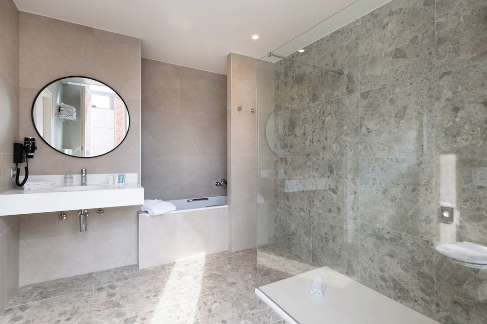 Dukes’ Academie – by Dukes’ Hotel Collection — Hotel rooms in Bruges, Flanders