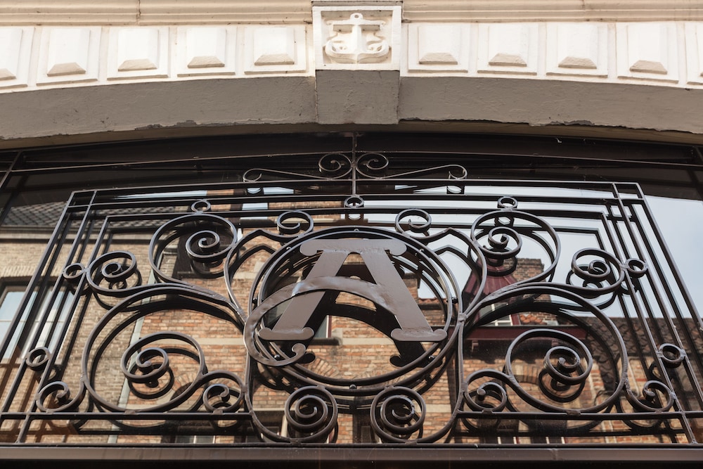 Dukes’ Academie – by Dukes’ Hotel Collection