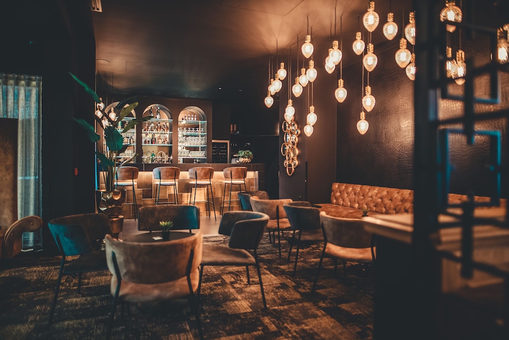 Dukes’ Academie – by Dukes’ Hotel Collection — Restaurant & bars in Bruges, Flanders
